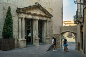 Església Vella, el batec històric del poble