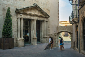 ESGLÉSIA VELLA – OFICINA DE TURISME DE MONT-ROIG