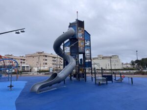 Parc infantil de la Plaza Jaén - Imatge 1