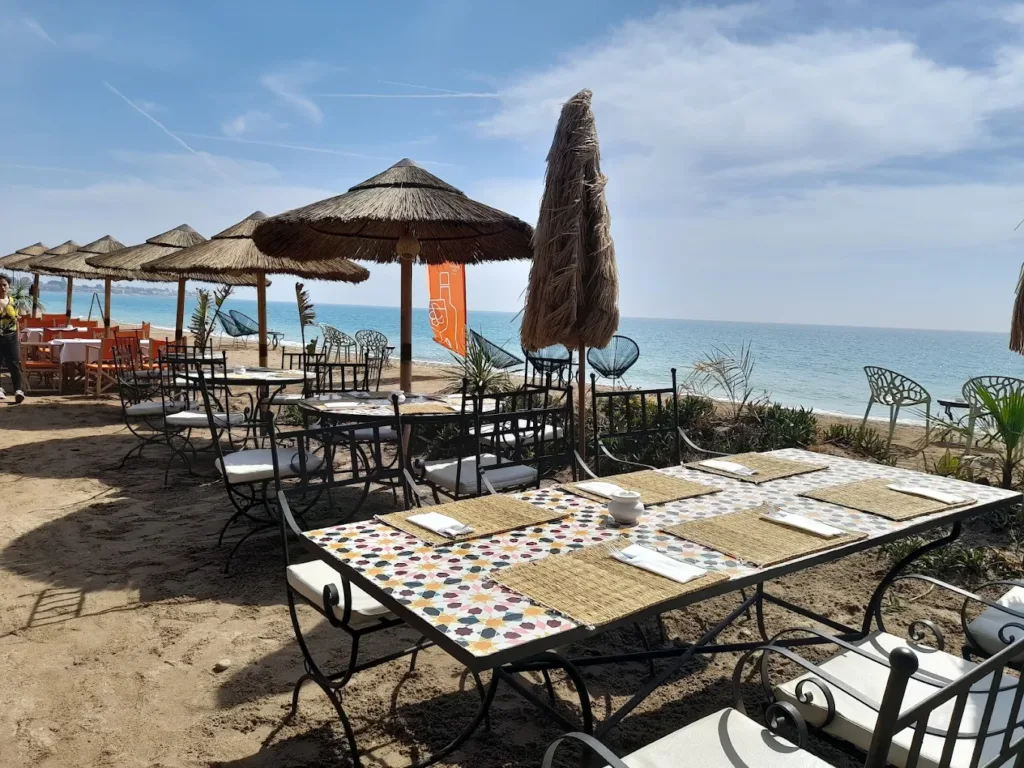 Image of bars and restaurants